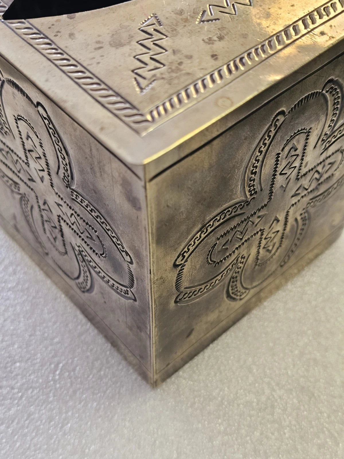 J Alexander Rustic Silver Tissue Box Cover | eBay
