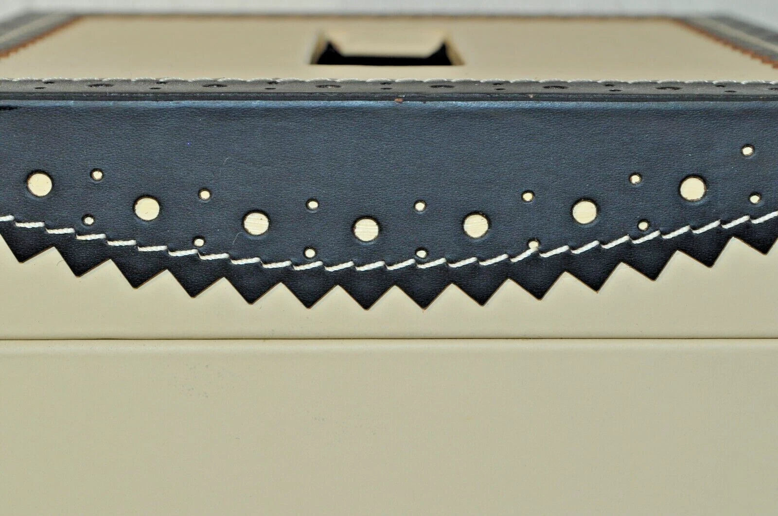 LABRAZEL Spectator Black Fine Leather Tissue Box Cover Jamie Drake Italy New | eBay