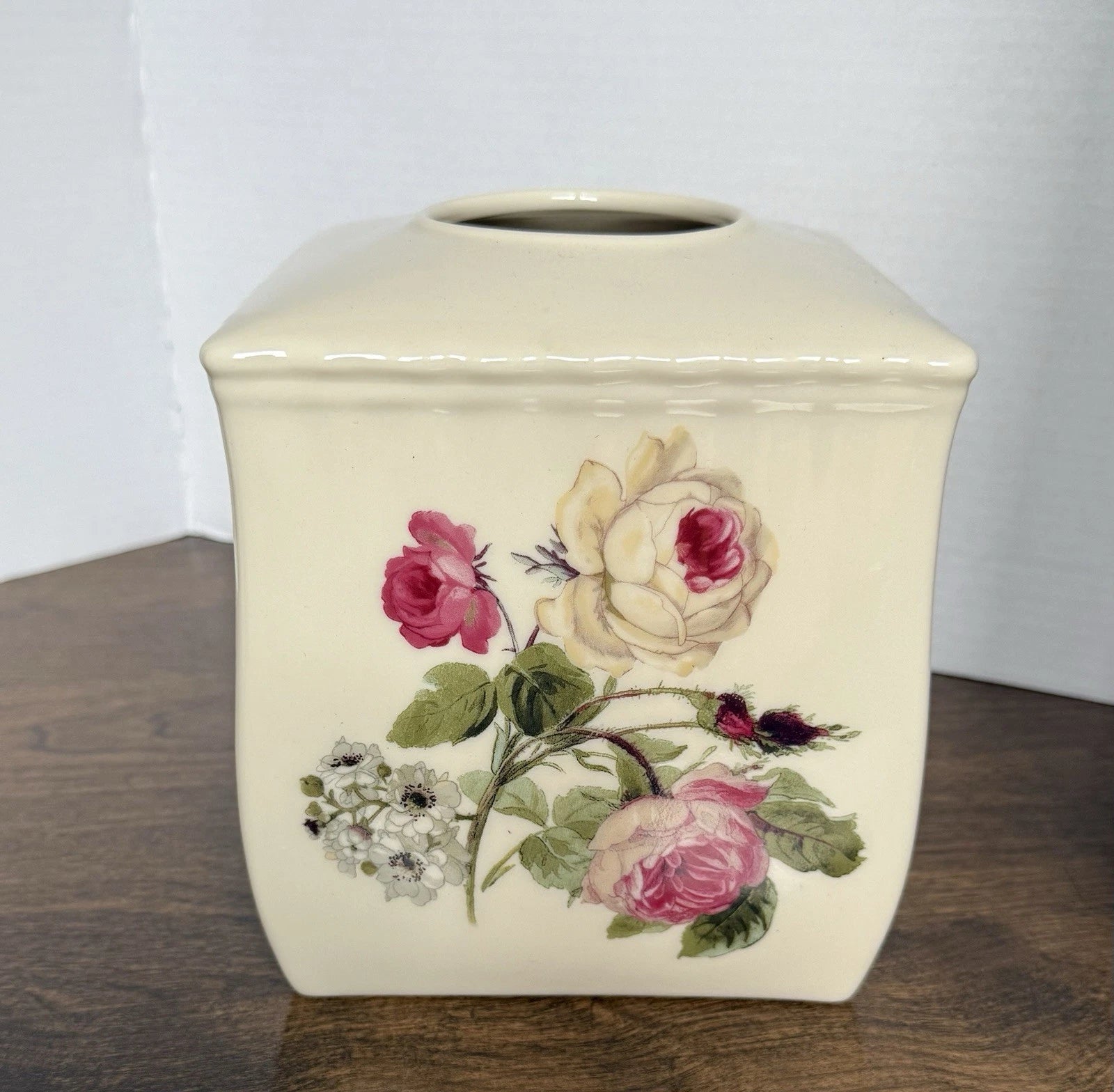 Lenox Accoutrements By Anne Griffin Ivory Bone China Tissue Box Cover Vanity | eBay