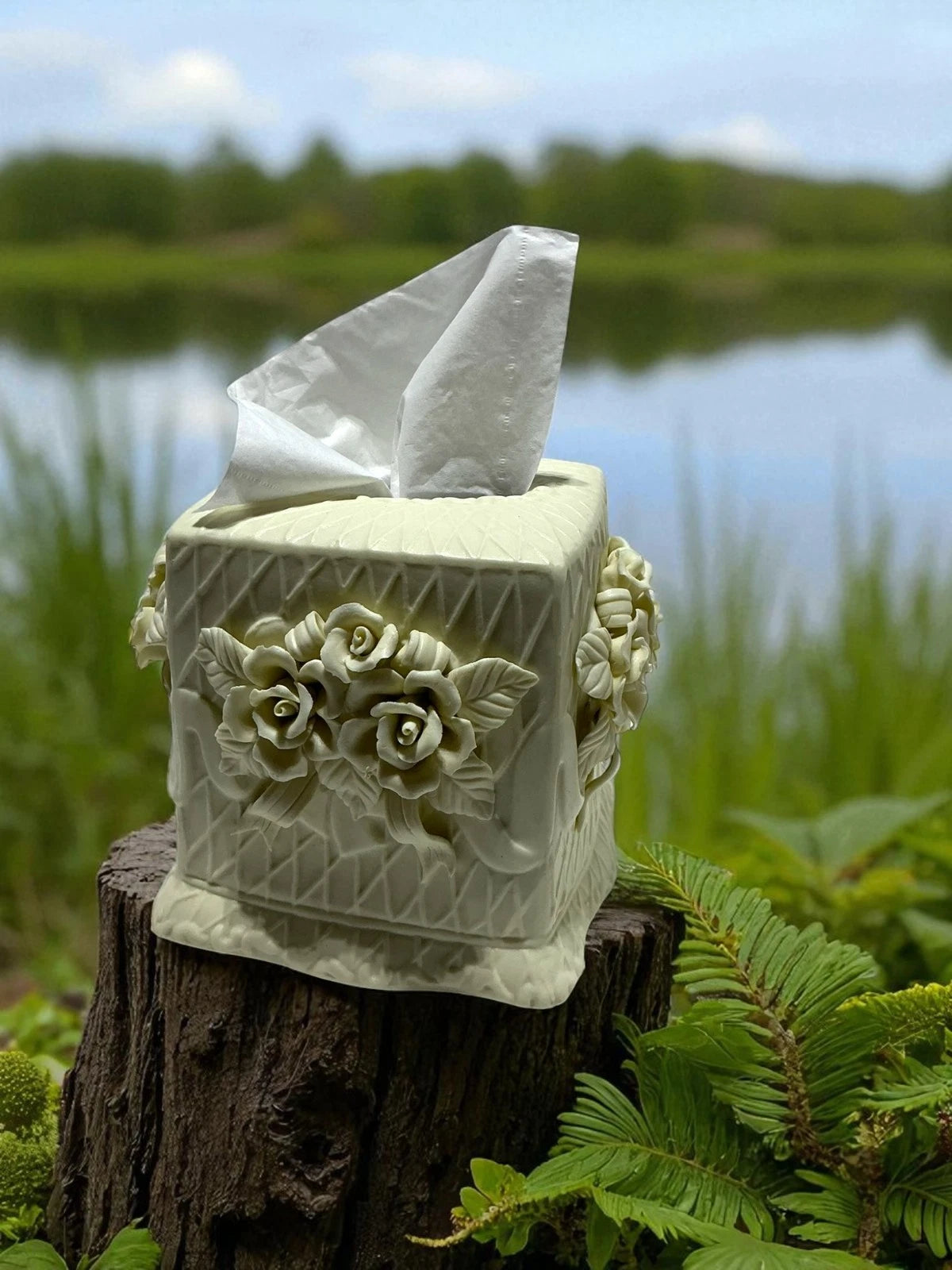 Tissue Box Ceramic Victorian Rose Cover Off-White Elegant 3-D in Ivory Flowers | eBay