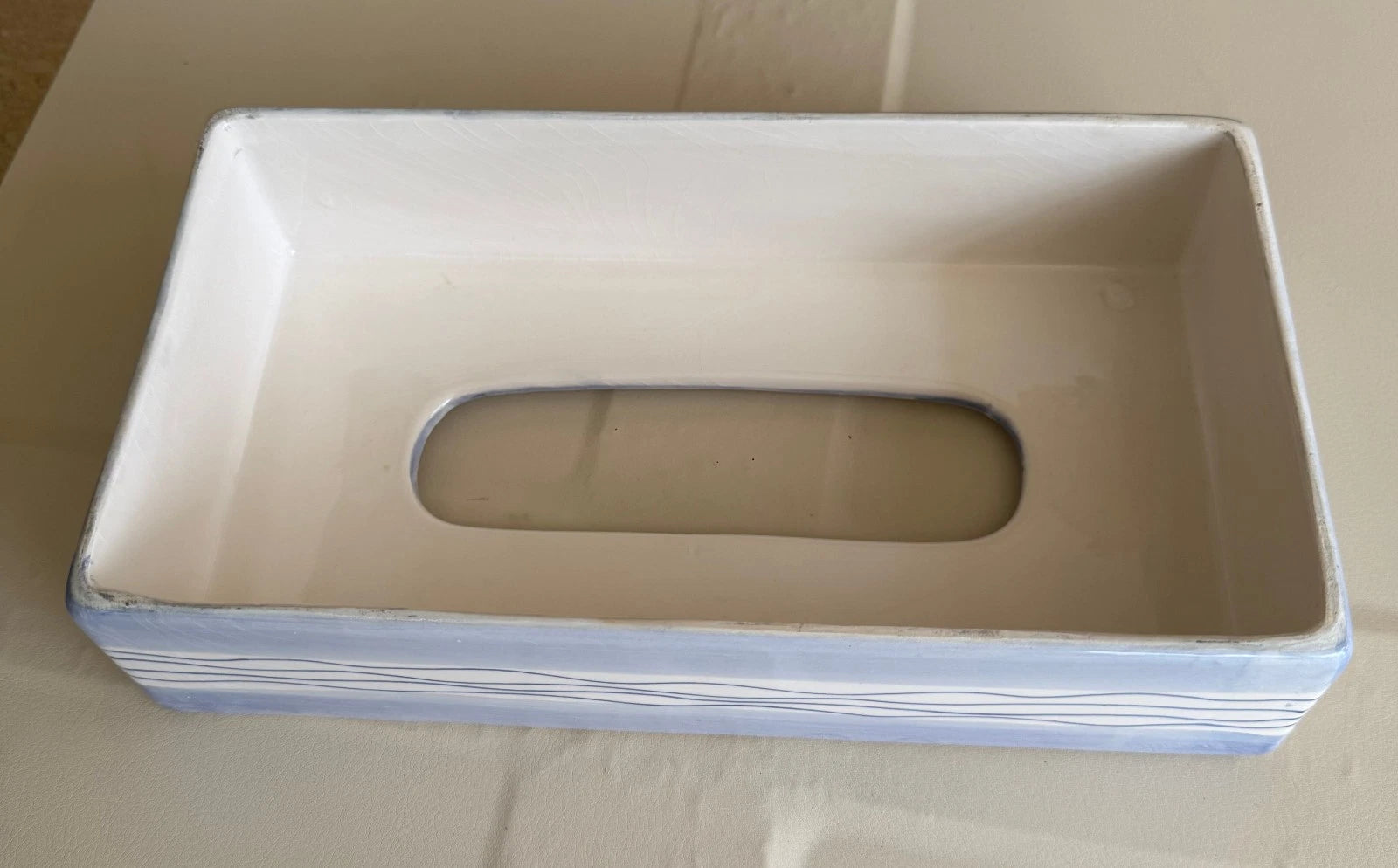 CERAMIC TISSUE BOX COVER WHITE W/ BLUE FLOWERS BATHROOM DECOR 10"X5 1/4"X2 1/2" | eBay