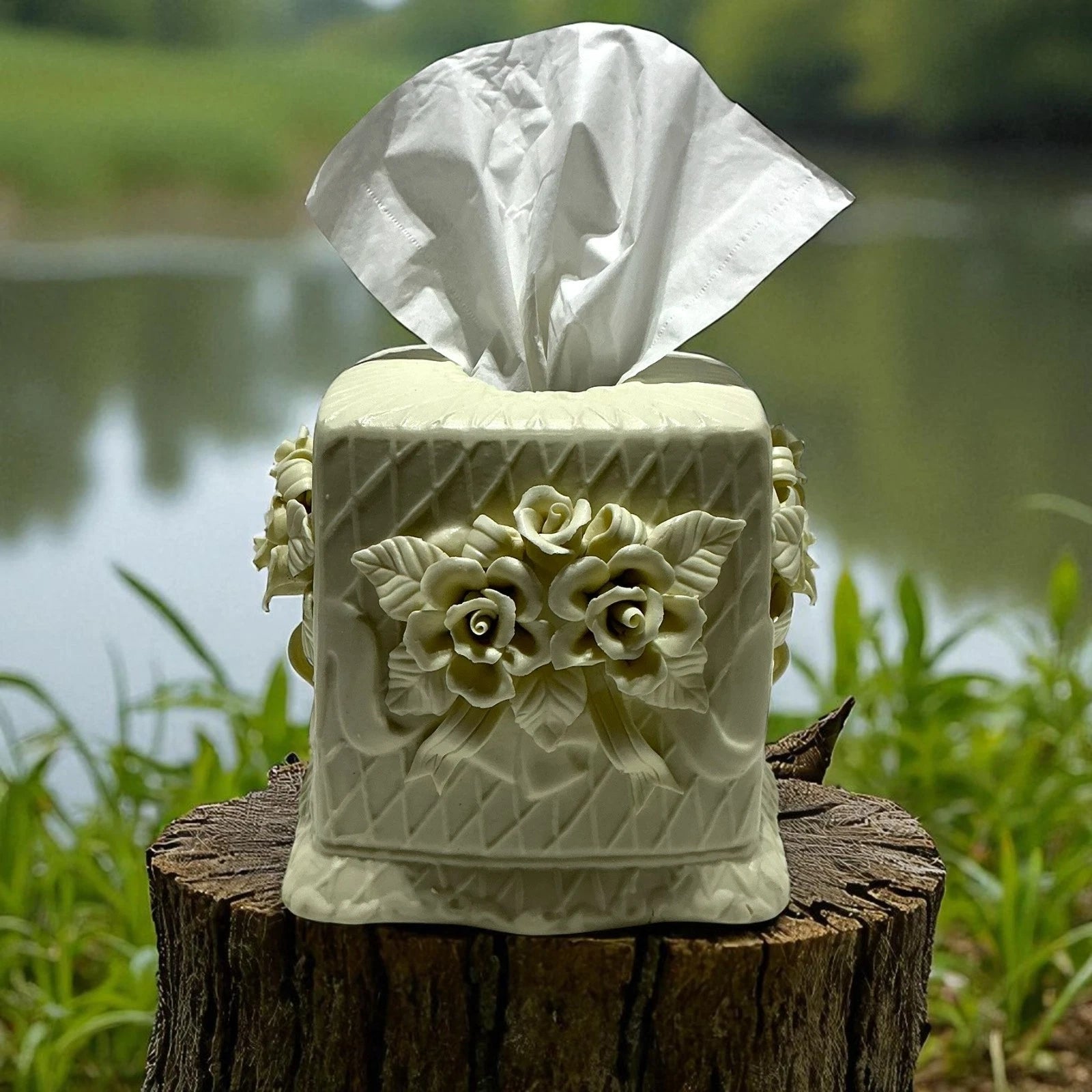 Tissue Box Ceramic Victorian Rose Cover Off-White Elegant 3-D in Ivory Flowers | eBay
