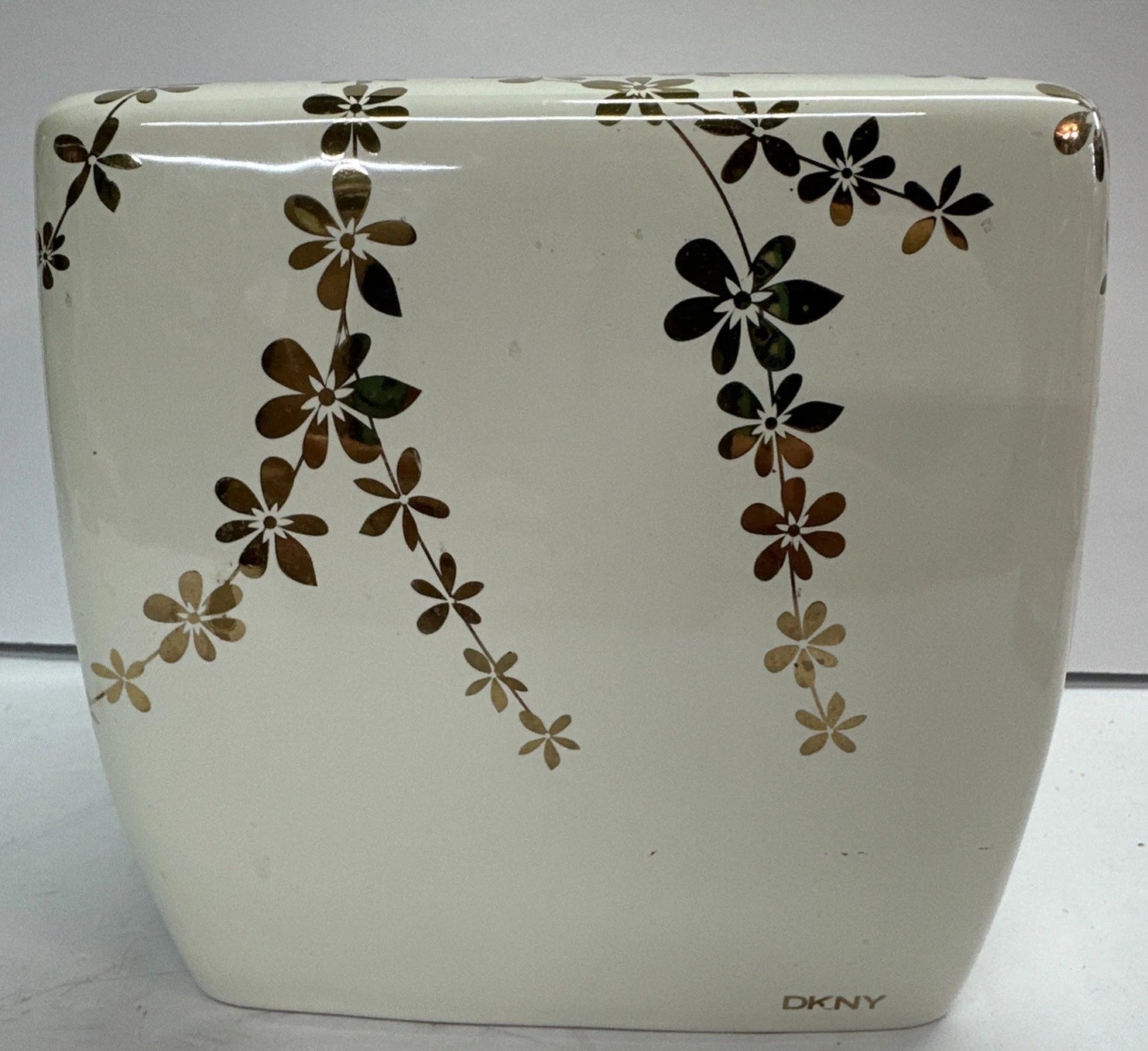 Tissue Box Cover DKNY F4 | eBay