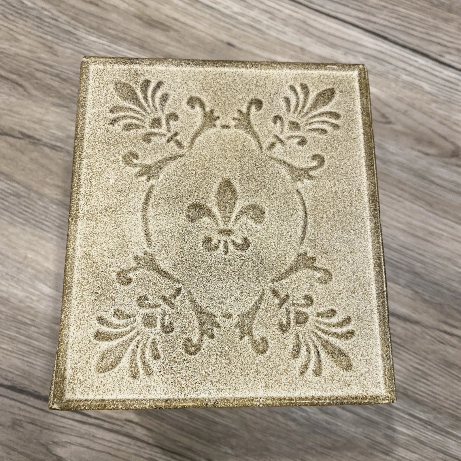 Decorative square tissue box holder from crazy mountain | eBay