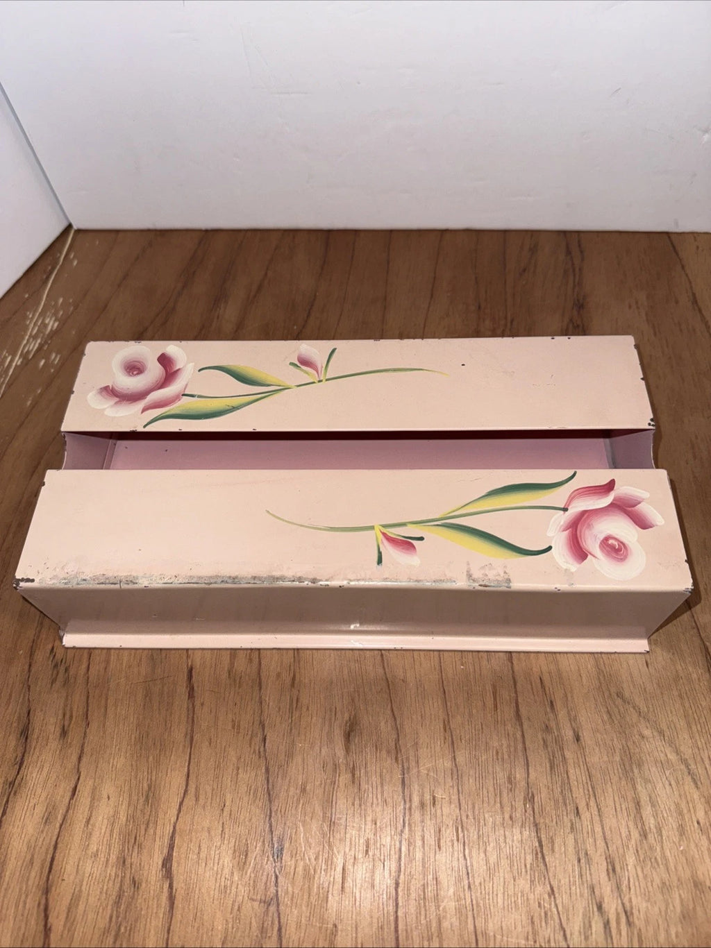 VTG Metal Pink Hand Painted Rose Wall Mount Tissue Holder/Box Holder | eBay