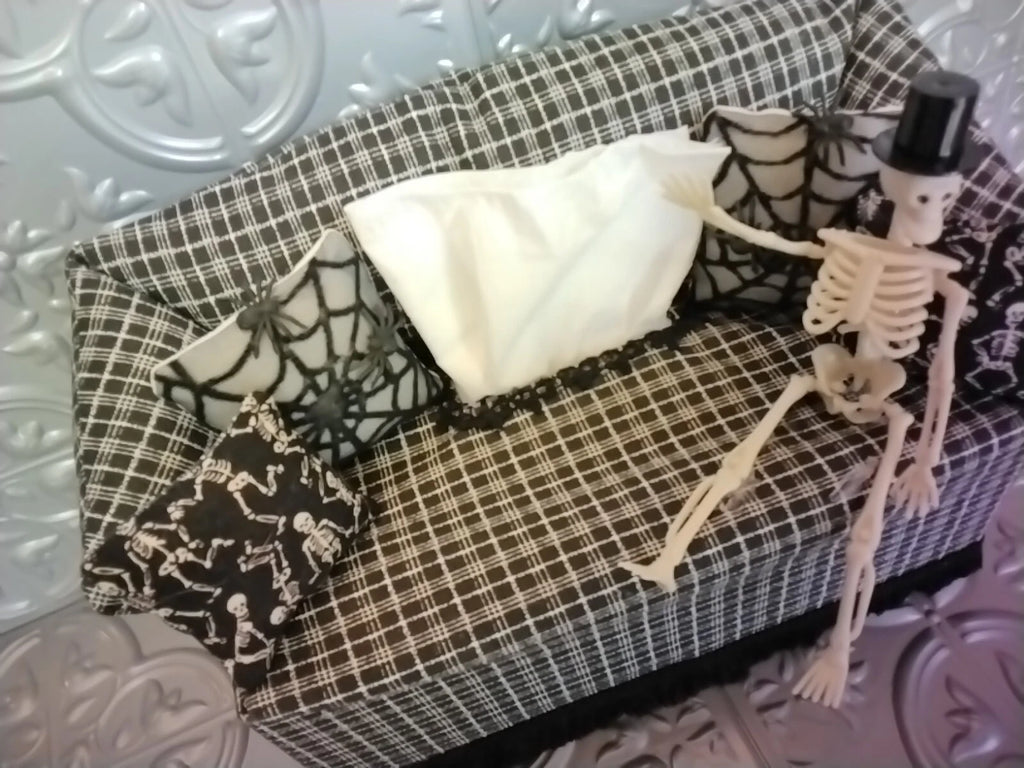 SKELTON Sofa Tissue Box Cover Free Tissues | eBay