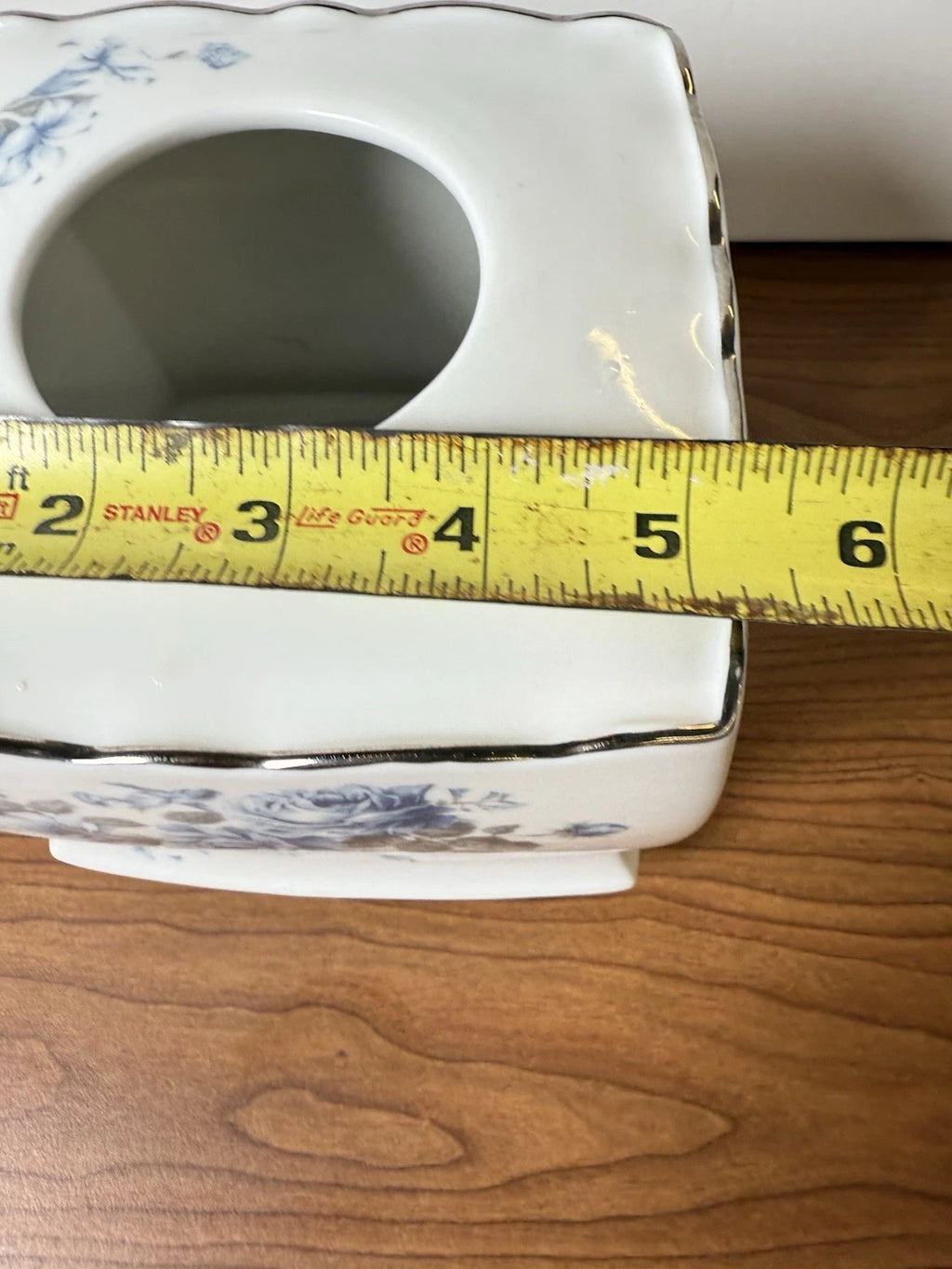 Veratex Tissue Box Cover White Blue Roses Silver Trim Gray Leaves MINT Condition | eBay