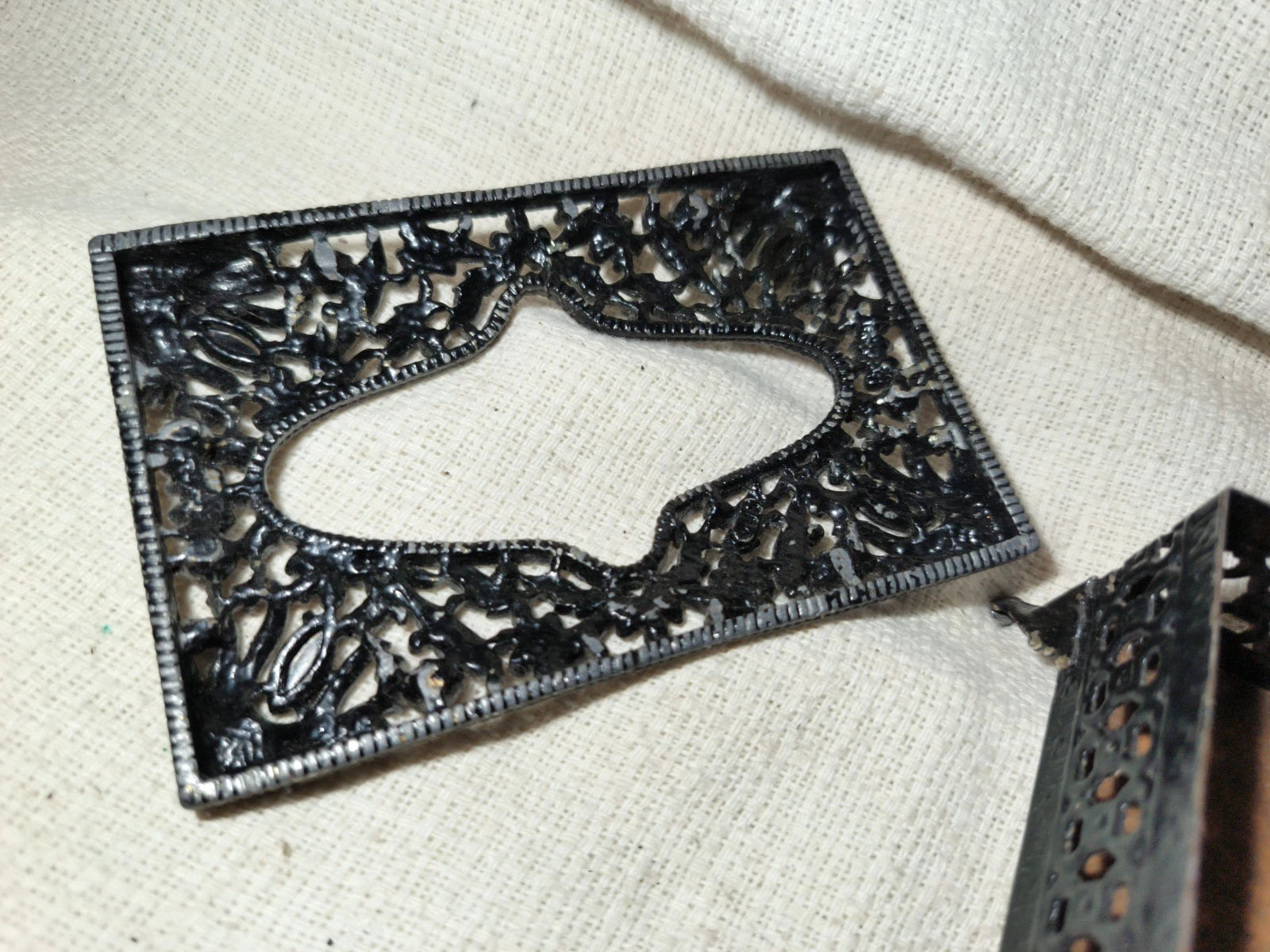 Vtg Pocket Small Tissue Holder Black Ormolu Filigree Ornate Regency 4.5” | eBay