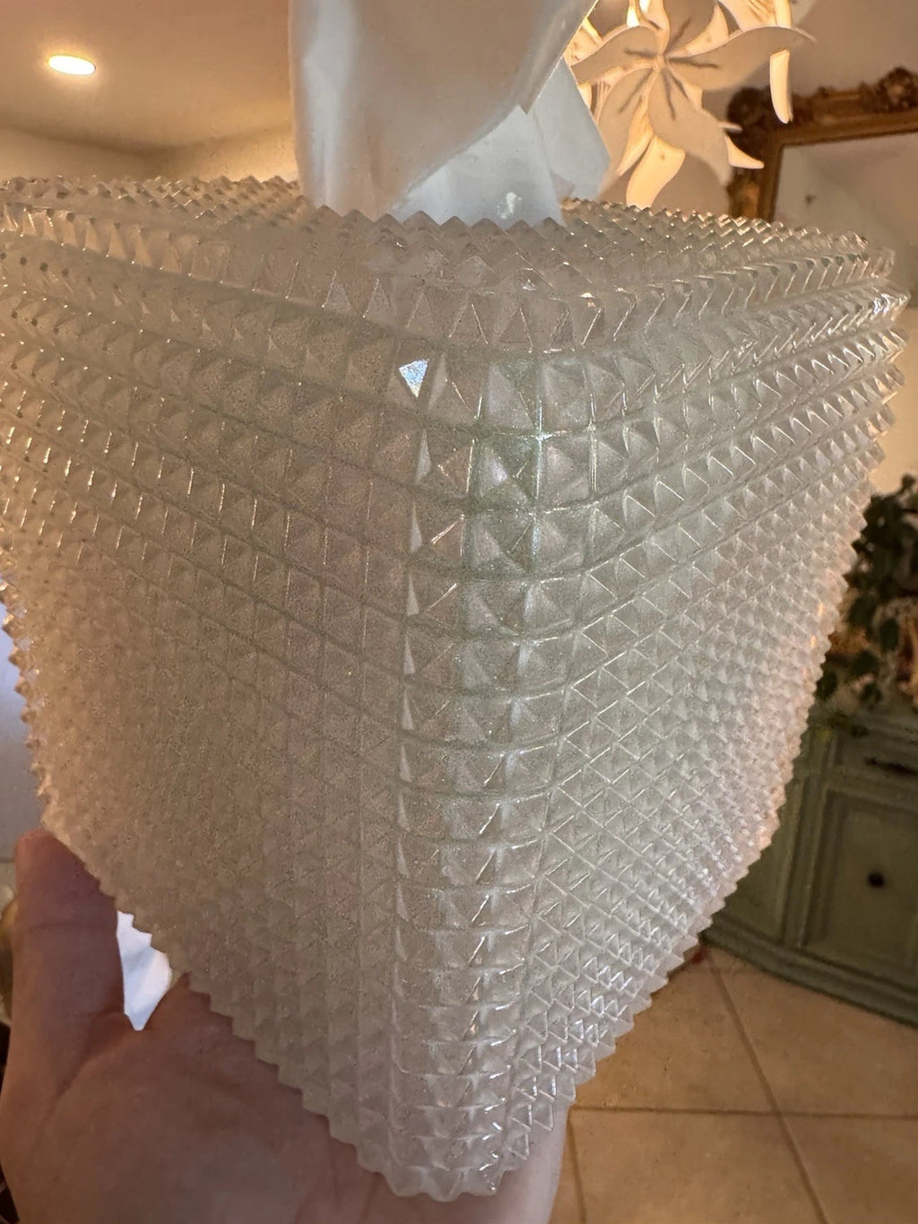 Mike Ally Iridescent Clear/White Quill Diamond Tissue Box Cover Holder | eBay