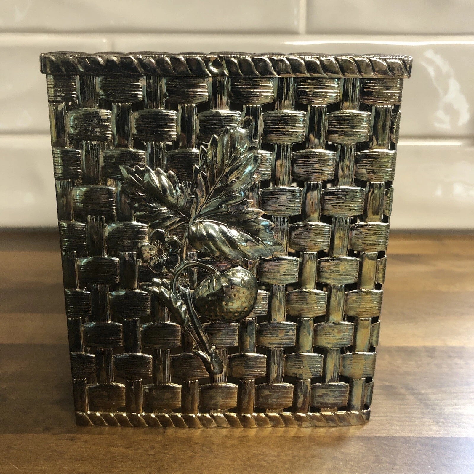 Vintage Gold Tone Square Tissue Box Cover Basket Weave Pattern Strawberry Design | eBay
