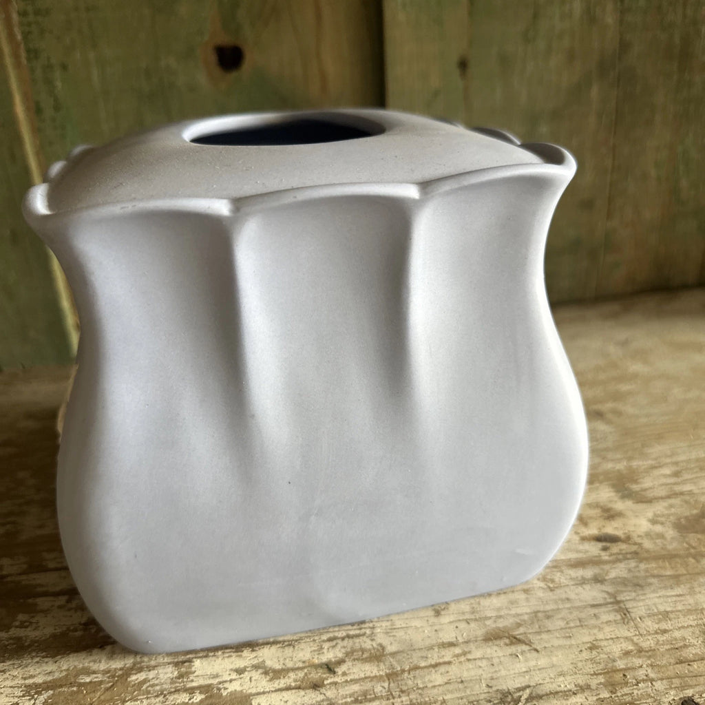 Vintage Duck Egg Blue Soap Stone Tissue Holder With White Roses | eBay