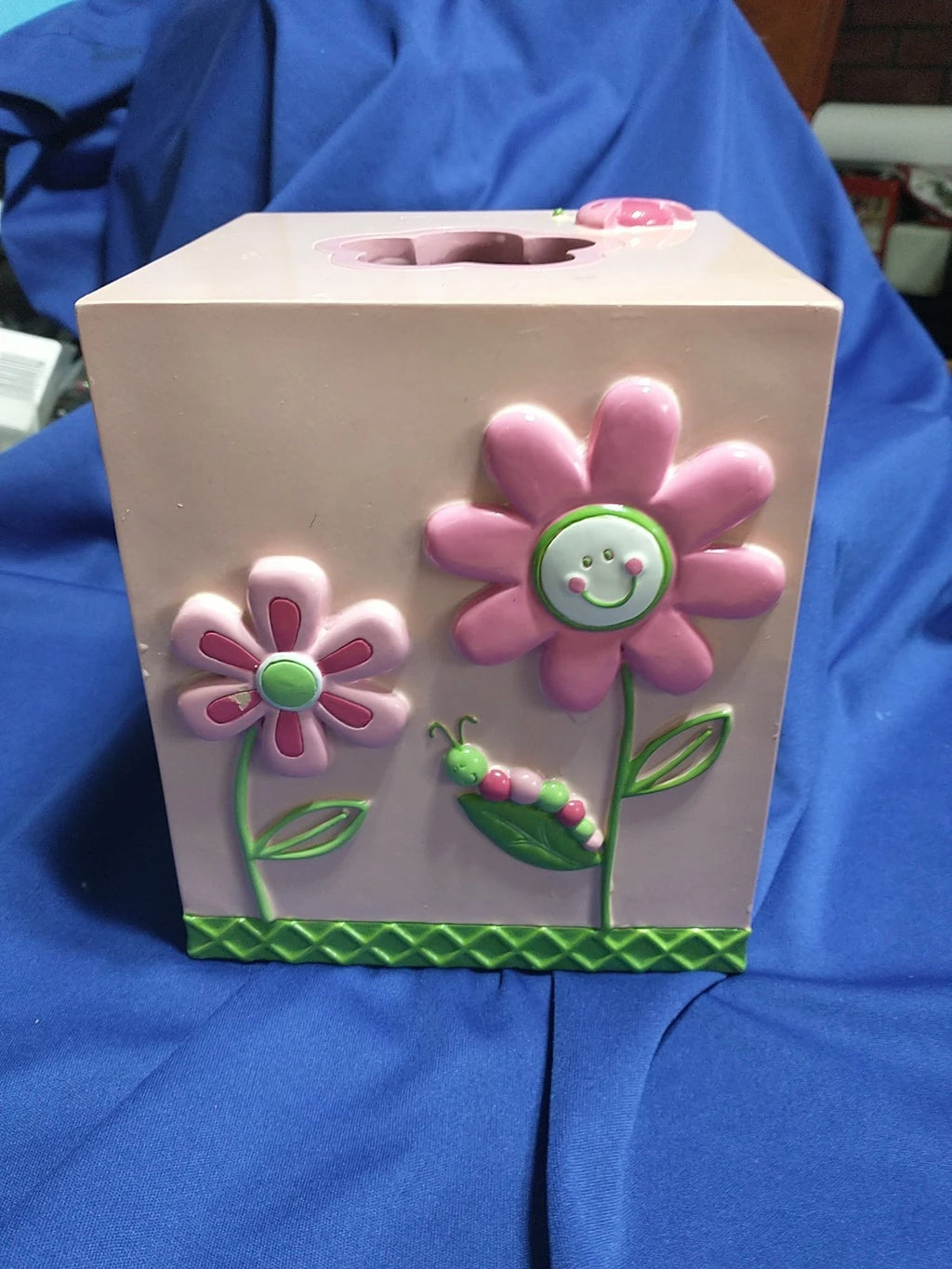 KH BUTTERFLY GARDEN TISSUE BOX COVER PINK FLOWERS CATERPILLAR LADY BUG RESIN | eBay