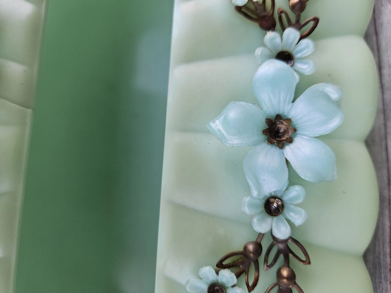 Vtg 60s Menda Co. Tissue Box Holder Cover Rectangle Mint Foam Green Floral Photo | eBay