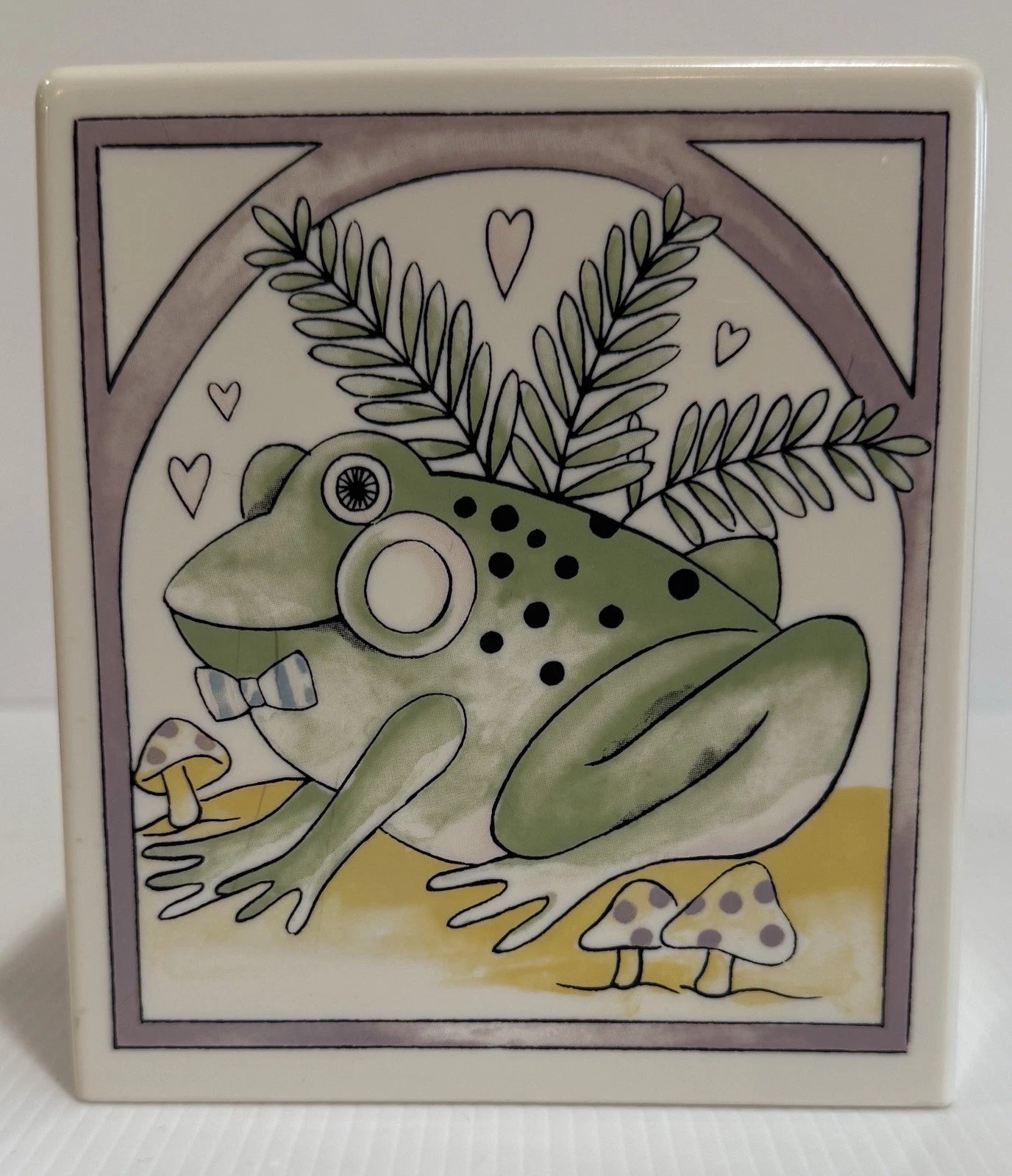 VTG Square Tissue Box Cover FROG MUSHROOM HEARTS Hard Plastic Retro Bathroom | eBay
