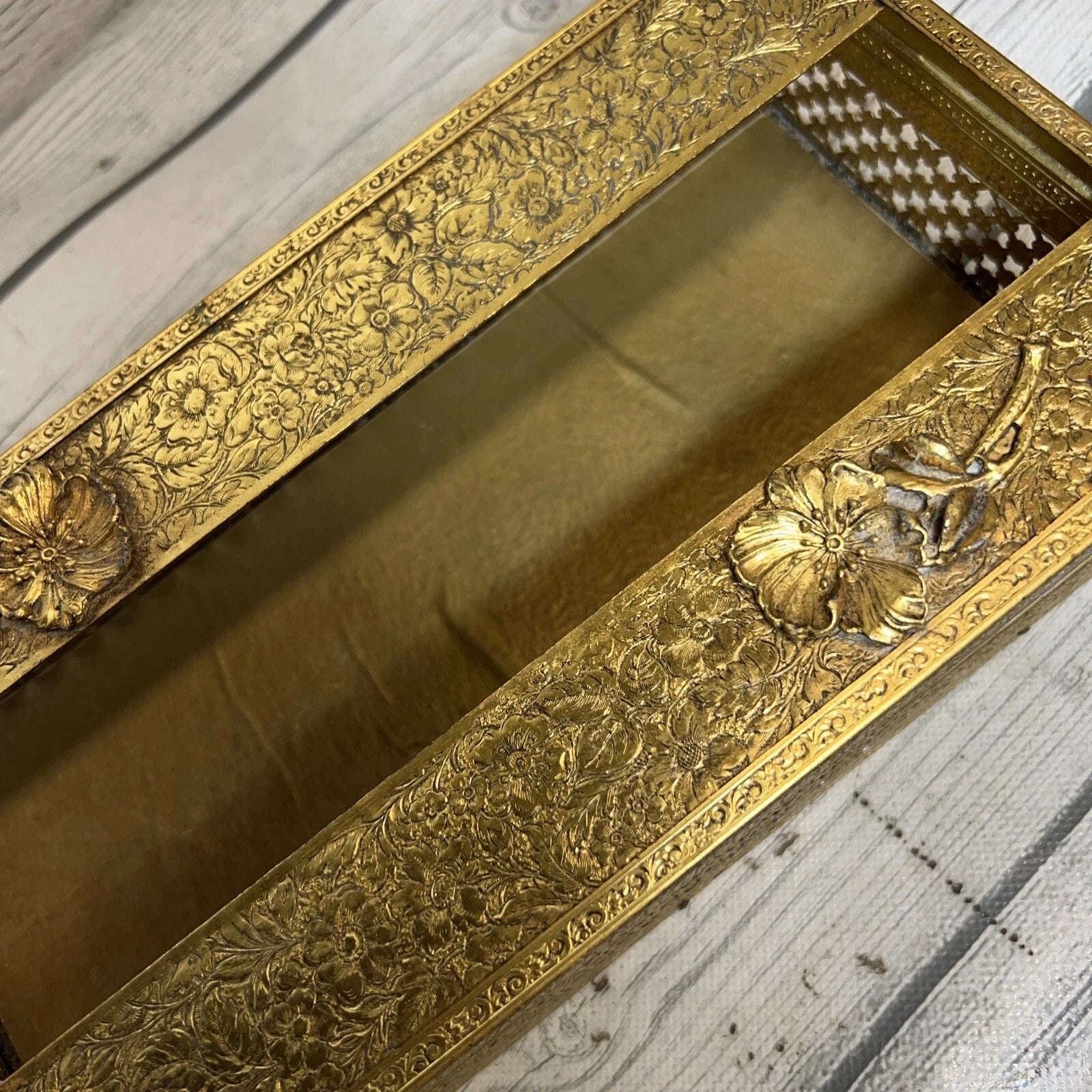 Vintage Gold Metal Filigree Flower Hollywood Regency Art Deco Tissue Box Holder | eBay