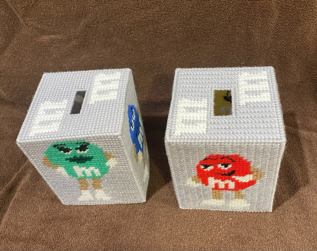 Pre Owned (2) Beautiful Decorative Handmade M & M Tissue Box Covers | eBay