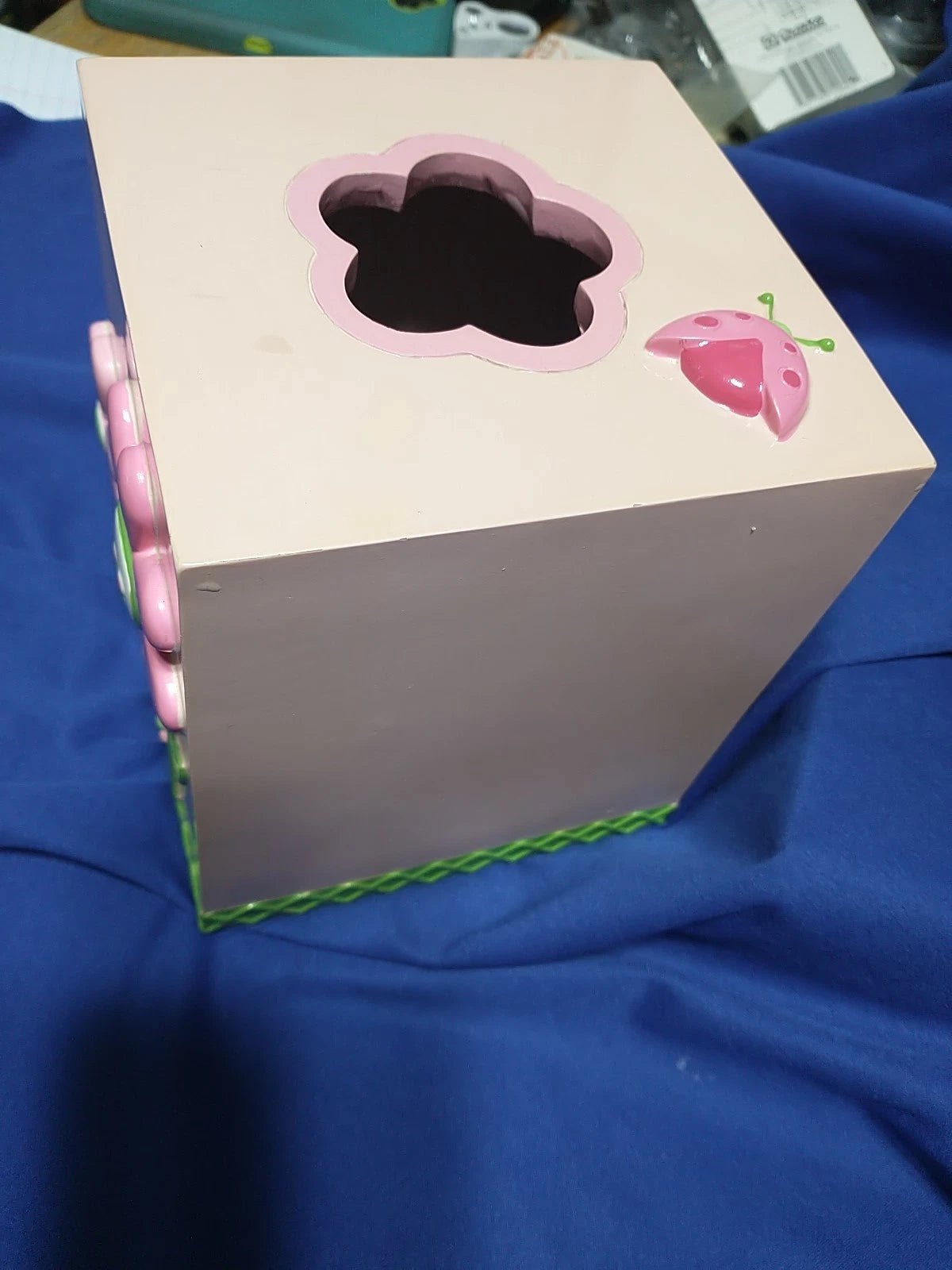 KH BUTTERFLY GARDEN TISSUE BOX COVER PINK FLOWERS CATERPILLAR LADY BUG RESIN | eBay
