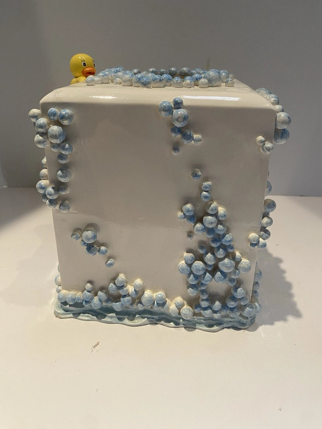 Bubbles Tissue Box Holder Bathroom Duckies Vintage Blue White | eBay