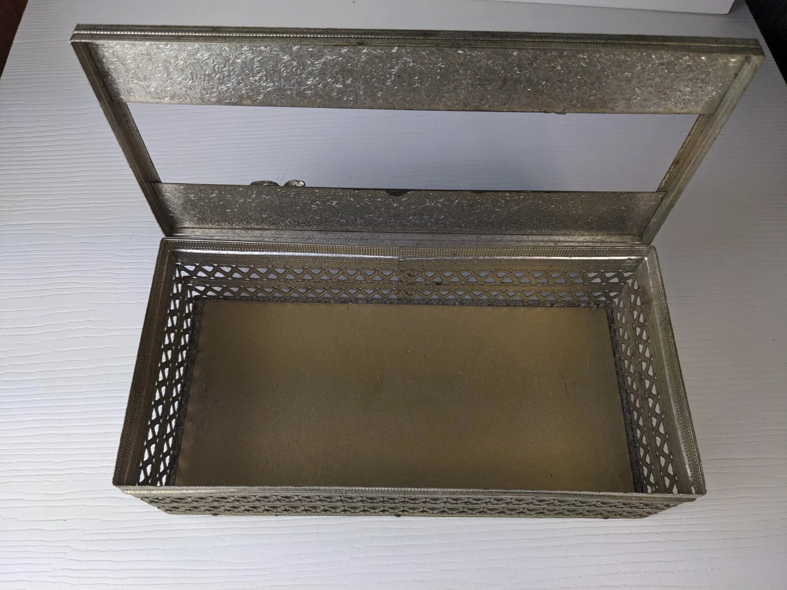 Vintage silvertone flower lattice Tissue Box Holder Ornate Hollywood Regency MCM | eBay