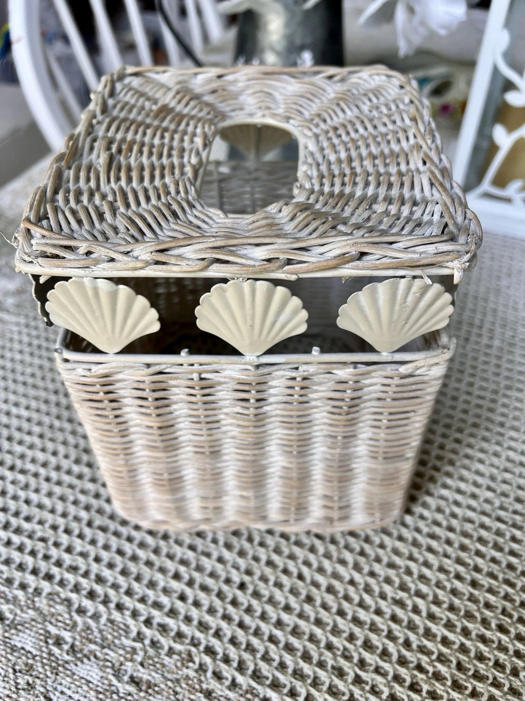 TISSUE BOX HOLDER WICKER SEA SHELL RATTAN BAMBOO BEACH TISSUE BOX HOLDER | eBay
