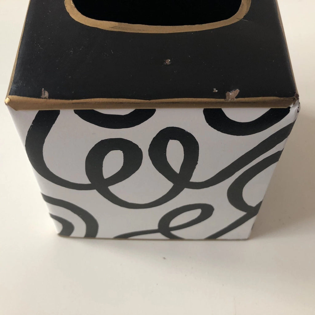 Jaye's Studio Tissue Box Cover Black and White Scribbles | eBay
