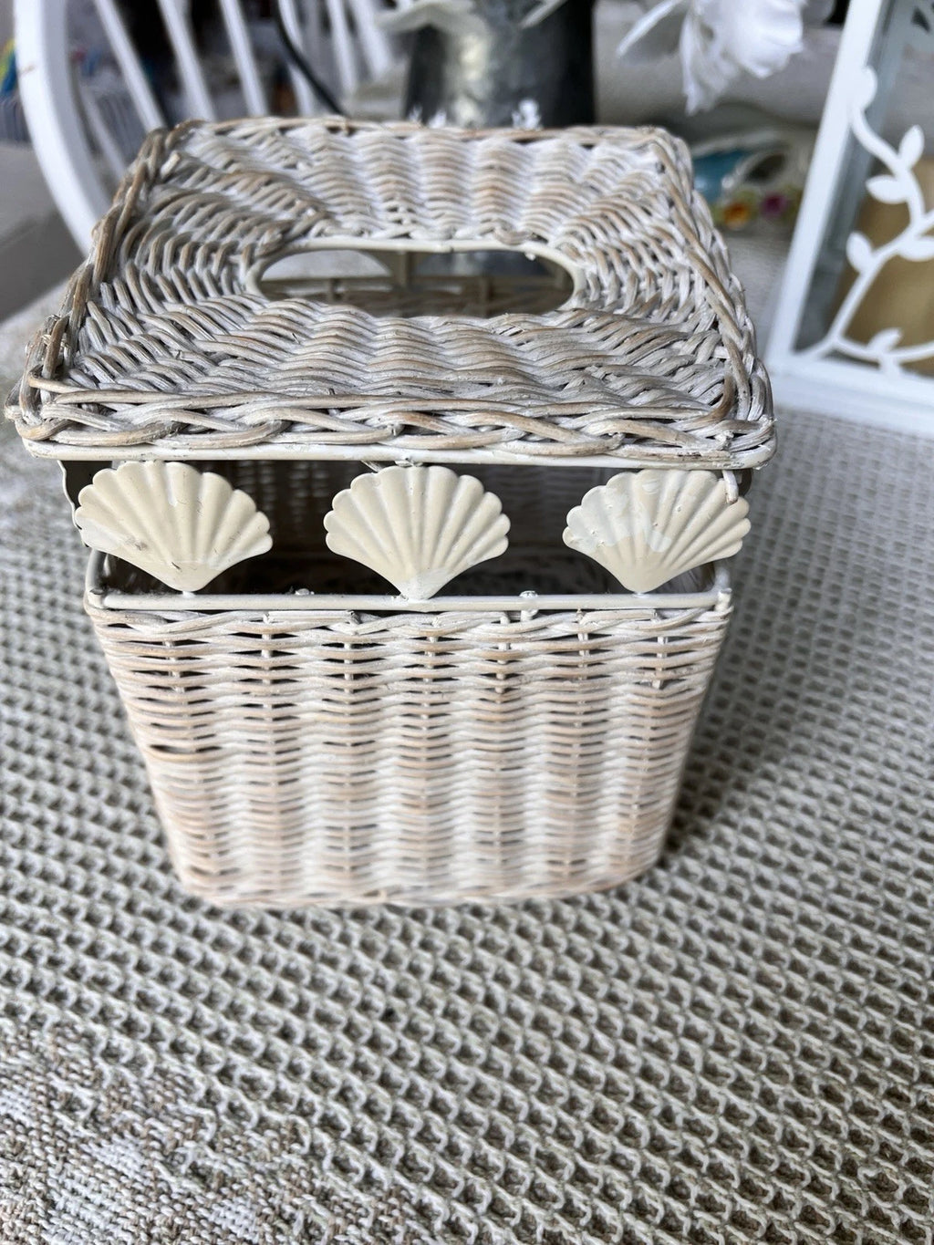 TISSUE BOX HOLDER WICKER SEA SHELL RATTAN BAMBOO BEACH TISSUE BOX HOLDER | eBay