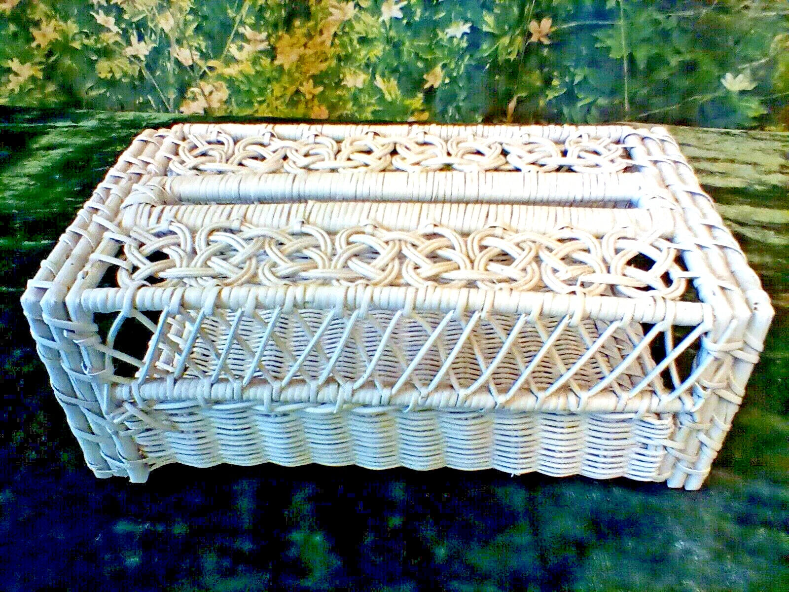 VINTAGE WHITE WICKER TISSUE BOX COVER RETRO MID CENTURY Cottage Beach Decor | eBay