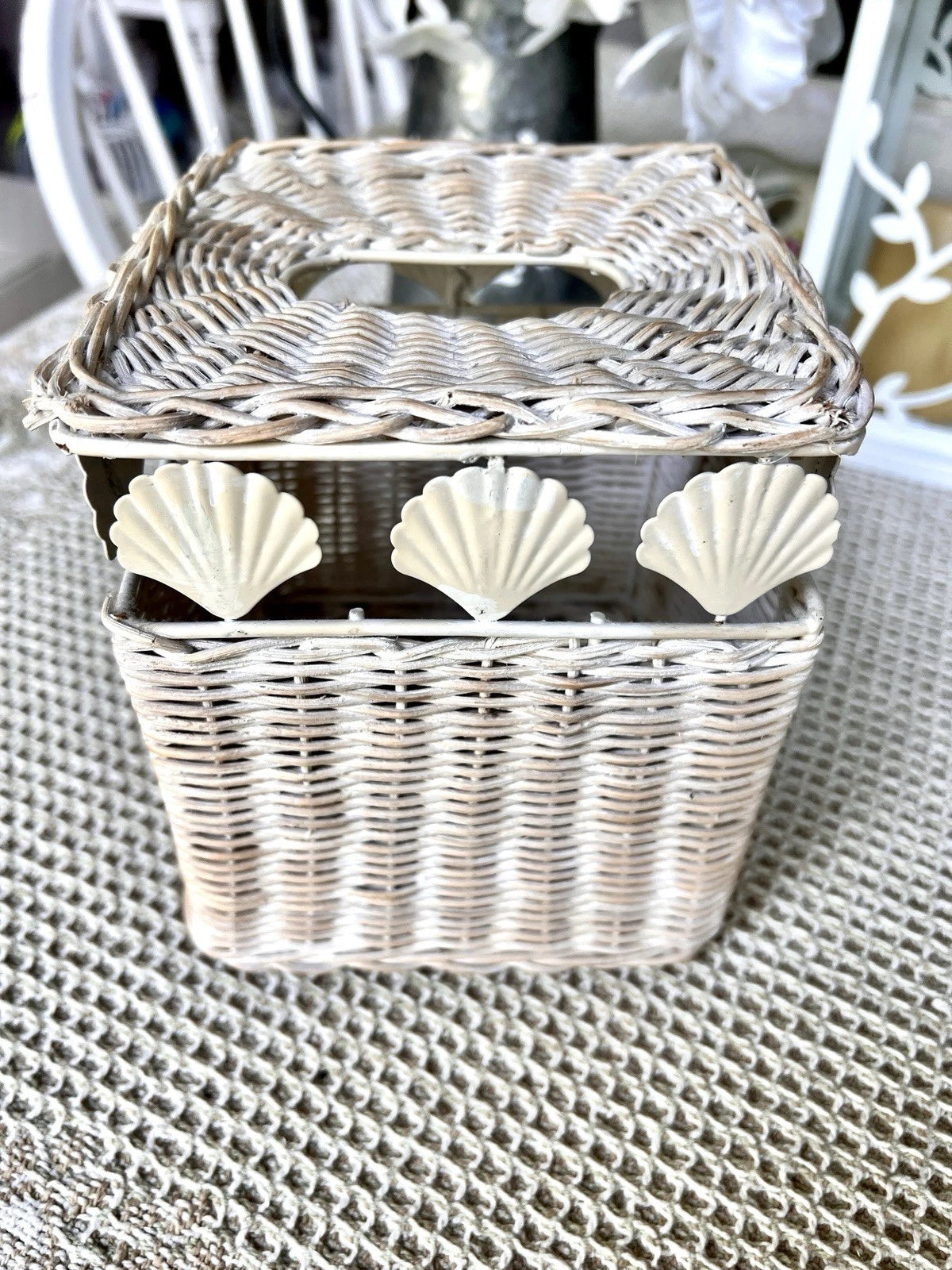 TISSUE BOX HOLDER WICKER SEA SHELL RATTAN BAMBOO BEACH TISSUE BOX HOLDER | eBay