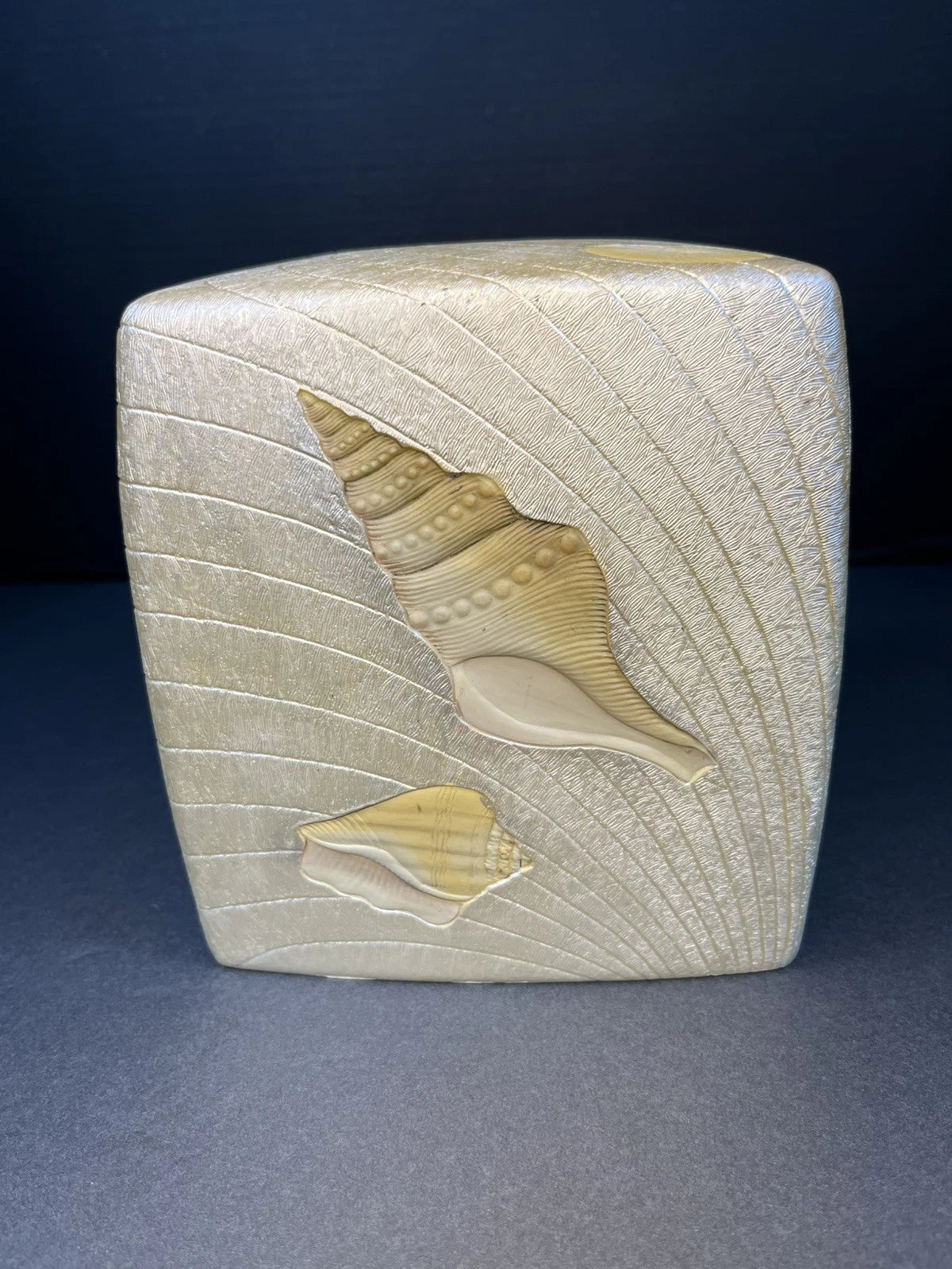 Beach Comber Tissue Box Cover Inlaid Sea Shells Hand Painted Resin Metallic | eBay