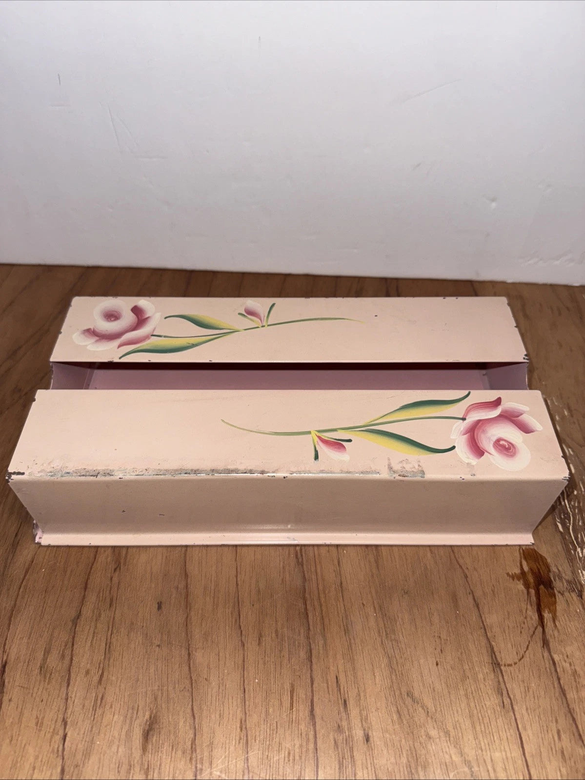 VTG Metal Pink Hand Painted Rose Wall Mount Tissue Holder/Box Holder | eBay