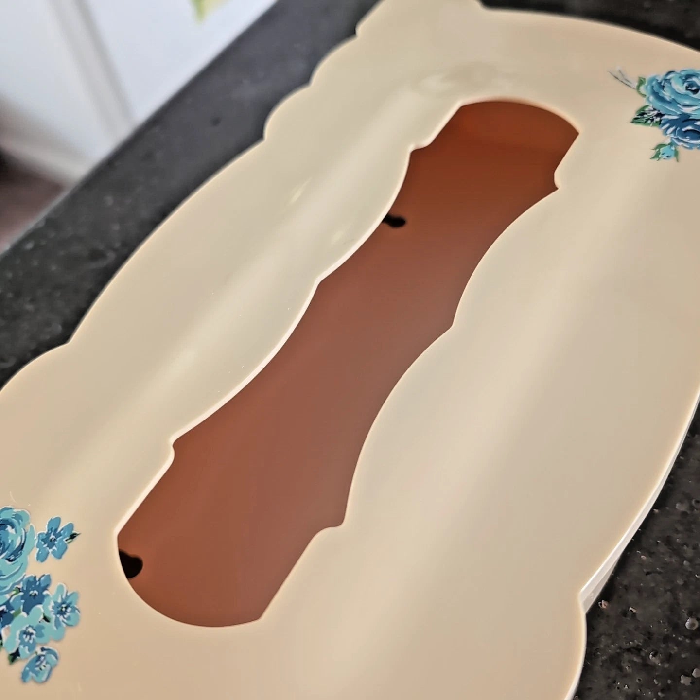 Vintage Cream Blue Roses Plastic Tissue Kleenex Box Holder Scallop MCM Cottage | eBay