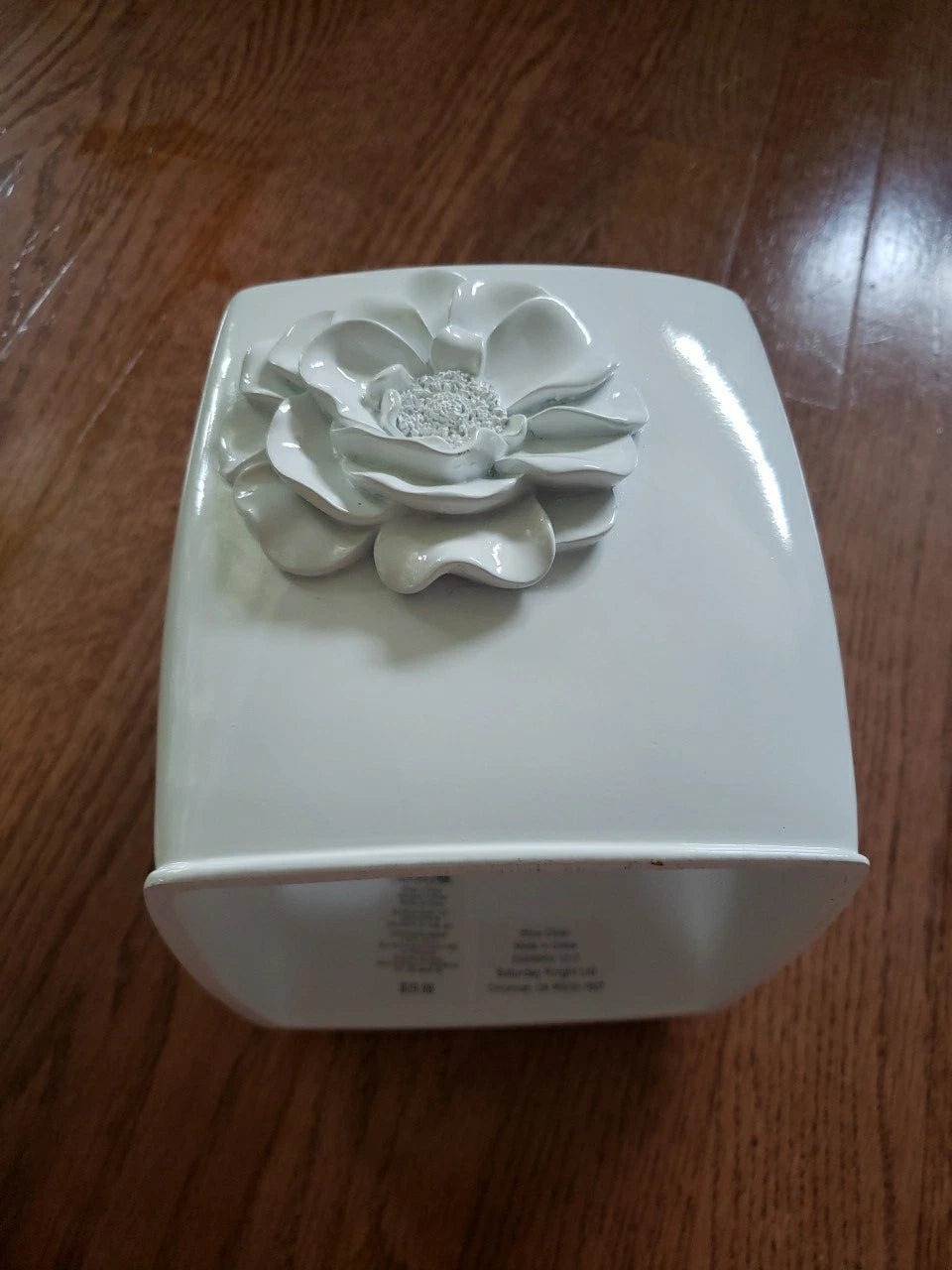 New Saturday Knight Keila Rose White Tissue Box Cover 6x5.5x5.5" Resin | eBay
