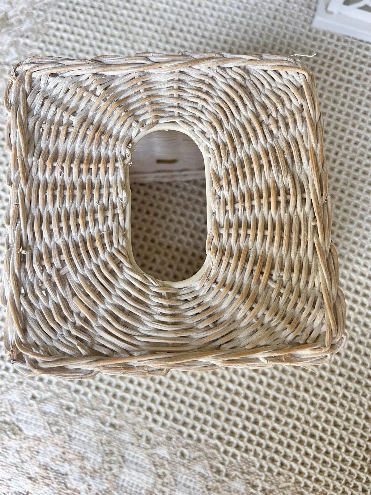 TISSUE BOX HOLDER WICKER SEA SHELL RATTAN BAMBOO BEACH TISSUE BOX HOLDER | eBay