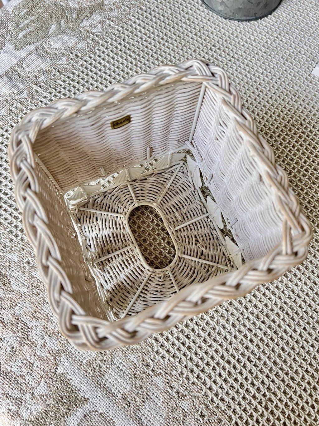 TISSUE BOX HOLDER WICKER SEA SHELL RATTAN BAMBOO BEACH TISSUE BOX HOLDER | eBay